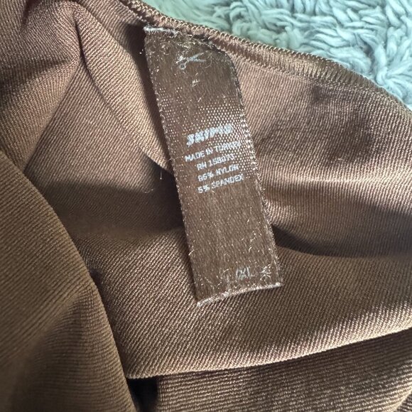 Skims | EUC Essential Sleeveless Crew Neck Thong Bodysuit in Brown Size L/XL - Picture 7 of 9